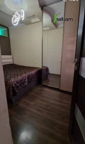 3 սենյականոց բնակարան Կոմիտասի պողոտայում, 55 ք.մ., նախավերջին հարկ, դիզայներական ոճով վերանորոգված