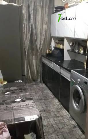 2 սենյականոց բնակարան, Մելիք Մելիքյան փողոցի նրբանցք, 70 քմ, 5/9 հարկ, մասնակի վերանորոգում