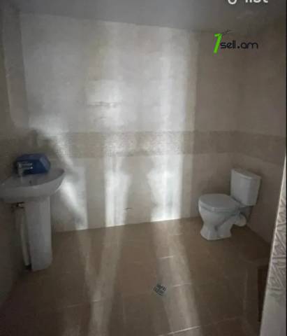 2 սենյականոց բնակարան նորակառույց շենքում Նիկողայոս Տիգրանյան փողոցում, 59 ք.մ., բարձր առաստաղներ