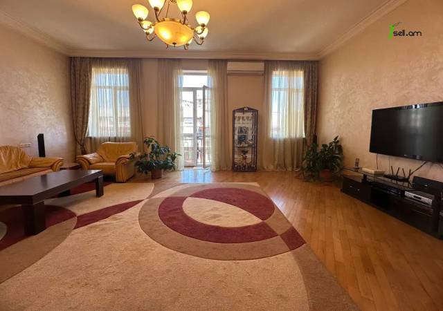 3 սենյականոց բնակարան նորակառույց շենքում Թումանյան փողոցում, 121 ք.մ., բարձր առաստաղներ, 3/6 հարկ