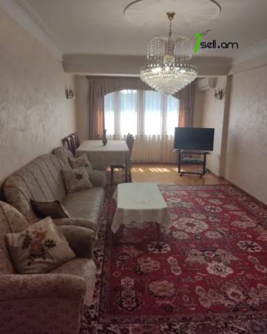 3 սենյականոց բնակարան Բաղրամյան պողոտայում, 100 քմ, նախավերջին հարկ, կապիտալ վերանորոգված, քարե շենք