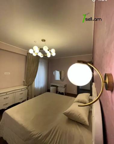 4 սենյականոց բնակարան նորակառույց շենքում Հյուսիսային պողոտայում, 180 ք.մ., 2 սանհանգույց