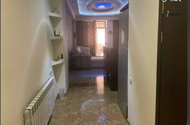 3 սենյականոց բնակարան նորակառույց շենքում Կոմիտասի պողոտայում, 70 ք.մ., 2/14 հարկ, բարձր առաստաղներ