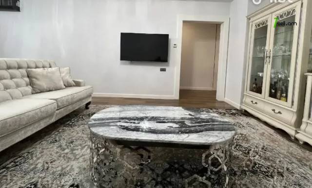 3 սենյականոց բնակարան նորակառույց շենքում Ծարավ Աղբյուրի փողոցում, 121 ք.մ., 2 սանհանգույց
