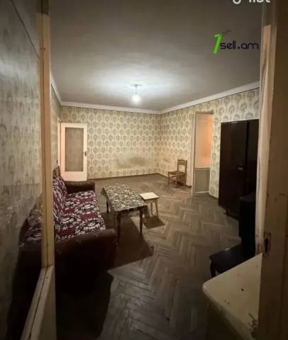 3 սենյականոց բնակարան, Բաղյան փողոցի 1-ին նրբանցք, 81 քմ, նախավերջին հարկ, մի քանի պատշգամբ