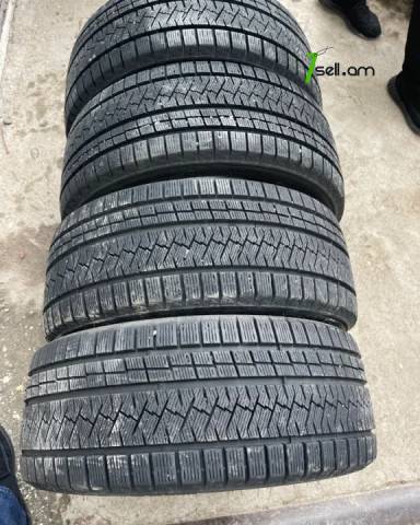 GGG. Triangel 4հատ 99.9% Ձմեռային անվադողեր, 225/40 R18