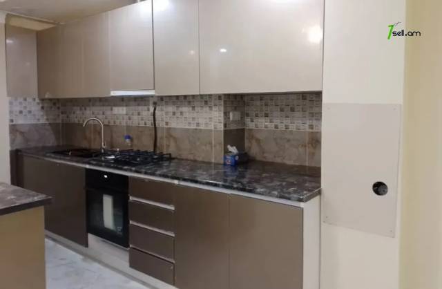 3 սենյականոց բնակարան Մինաս Ավետիսյանի փողոցում, 78 ք.մ., 1/4 հարկ, դիզայներական ոճով վերանորոգված