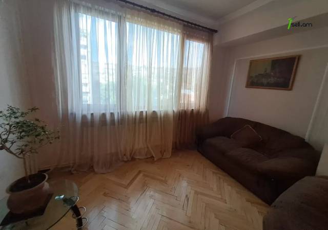 2 սենյականոց բնակարան Խորենացու փողոցում, 75 ք.մ., 5/9 հարկ, կապիտալ վերանորոգված