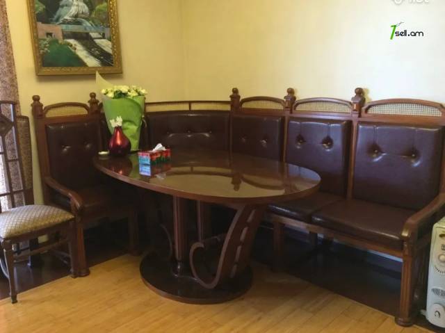 4 սենյականոց բնակարան նորակառույց շենքում Տերյան փողոցում, 193 քմ, 7/9 հարկ, 2 սանհանգույց