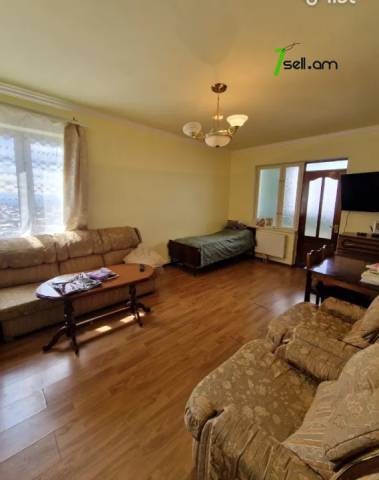 2 սենյականոց բնակարան Քանաքեռի 14-րդ փողոցում, 52 քմ, 5/9 հարկ, կապիտալ վերանորոգված