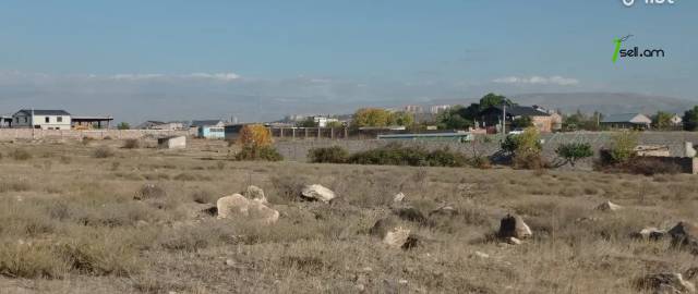 Գյուղատնտեսական հողատարածք Զովունիում, 4000 քմ