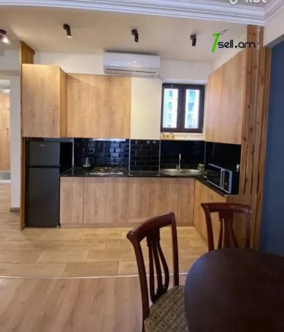 2 սենյականոց բնակարան նորակառույց շենքում Երզնկյան փողոցում, 66 քմ, 4/6 հարկ, բարձր առաստաղներ