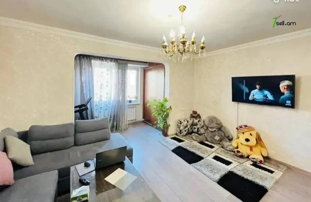 3 սենյականոց բնակարան Արցախի պողոտայում, 71 քմ, նախավերջին հարկ, կոսմետիկ վերանորոգում