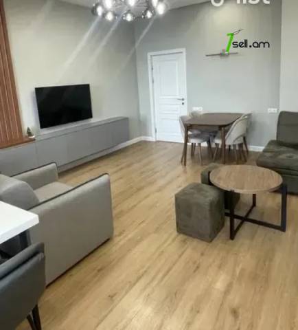 2 սենյականոց բնակարան նորակառույց շենքում Արղության փողոցում, 56 ք.մ., 8/14 հարկ, եվրովերանորոգված