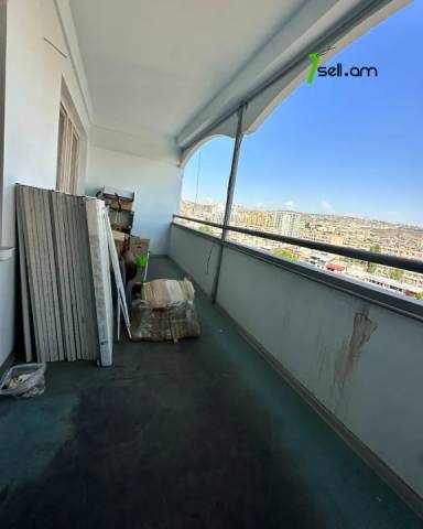 3 սենյականոց բնակարան Սարյան փողոցում, 100 քմ, 13/15 հարկ, կապիտալ վերանորոգված