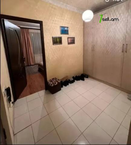2 սենյականոց բնակարան Բաշինջաղյան փողոցում, 60 ք.մ., մի քանի պատշգամբ, կապիտալ վերանորոգված