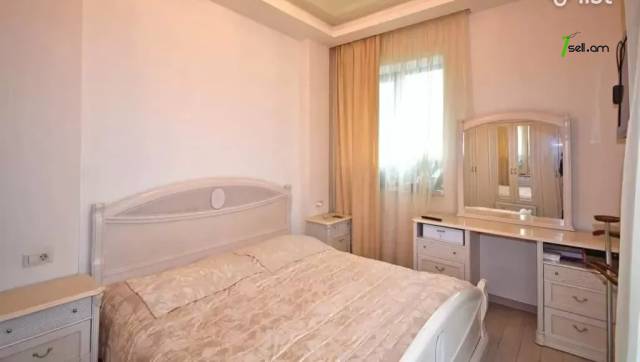 3 սենյականոց բնակարան նորակառույց շենքում Վերին Անտառային փողոցում, 117 ք.մ., 2 սանհանգույց