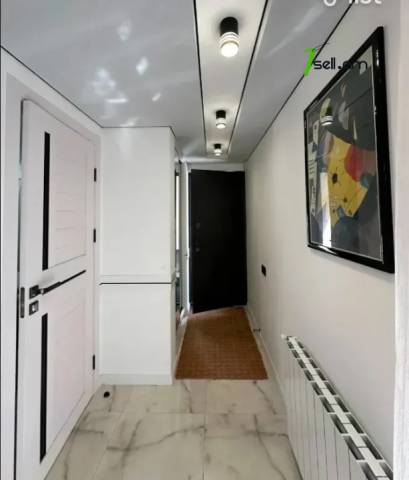 3 սենյականոց բնակարան Գլինկայի փողոցում, 67 քմ, 1/3 հարկ, եվրովերանորոգված, քարե շենք