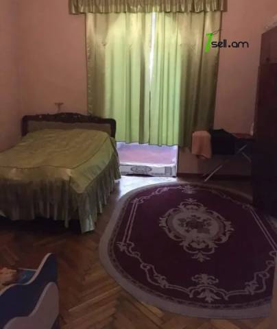 3 սենյականոց բնակարան Կոմիտասի պողոտայում, 88 ք.մ., 2 սանհանգույց, բարձր առաստաղներ, նախավերջին հարկ
