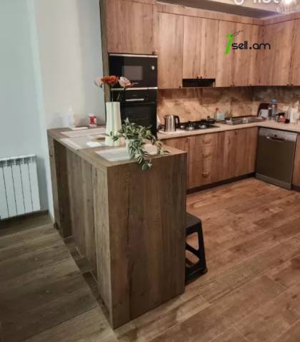 2 սենյականոց բնակարան նորակառույց շենքում Արամ Խաչատրյանի փողոցում, 62 ք.մ., բարձր առաստաղներ