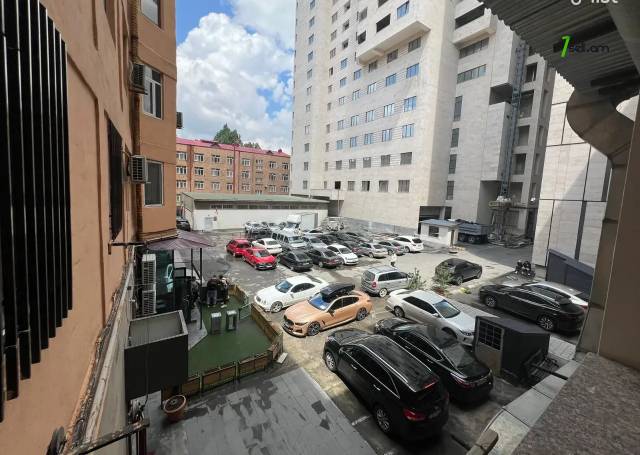 Հյուրանոց Տերյան փողոցում կենտրոնում, 1000 քմ