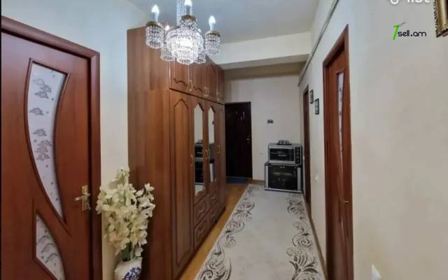 3 սենյականոց բնակարան նորակառույց շենքում Գյուրջյան փողոցում, 75 քմ, 8/14 հարկ, կապիտալ վերանորոգված