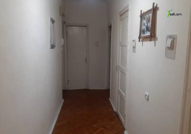 3 սենյականոց բնակարան Արցախի պողոտայում, 57 ք.մ., եվրովերանորոգված, քարե շենք