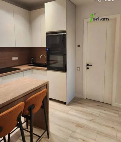 2 սենյականոց բնակարան նորակառույց շենքում Ալեք Մանուկյան փողոցում, 47 ք.մ., բարձր առաստաղներ