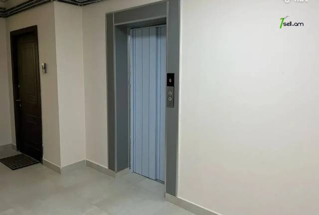 3 սենյականոց բնակարան նորակառույց շենքում Հովսեփ Արղության փողոցում, 80 ք.մ., բարձր առաստաղներ