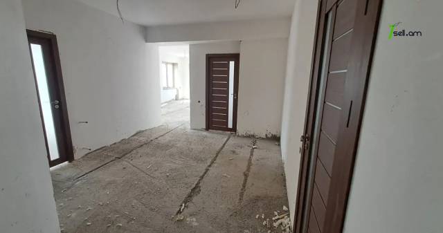 3 սենյականոց բնակարան նորակառույց շենքում Պարույր Սևակի փողոցում, 106 ք.մ., 3/14 հարկ