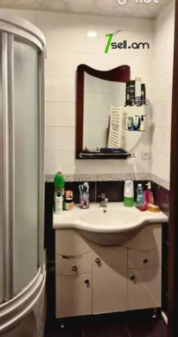 4 սենյականոց բնակարան Վիլնյուսի փողոցում, 94 ք.մ., 7/9 հարկ, դիզայներական ոճով վերանորոգված