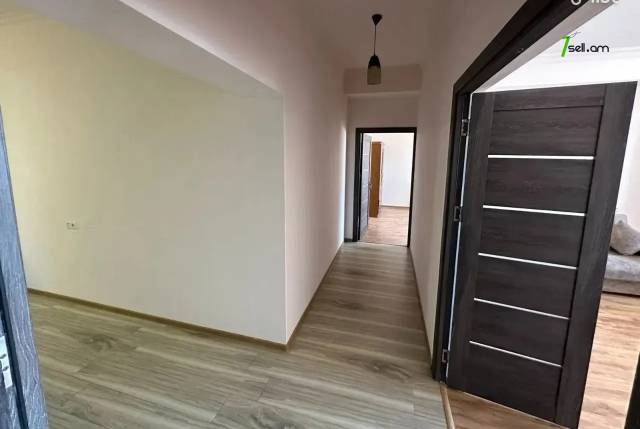 2 սենյականոց բնակարան նորակառույց շենքում Պարույր Սևակի փողոցում, 70 ք.մ., 4/14 հարկ