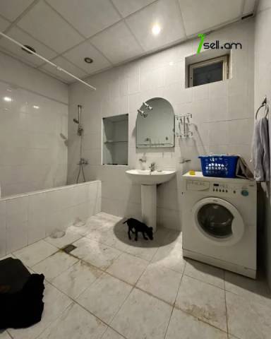 Մեկ հարկանի քարե տուն Ազատության պողոտայում Արաբկիրում, 150 ք.մ., կապիտալ վերանորոգված