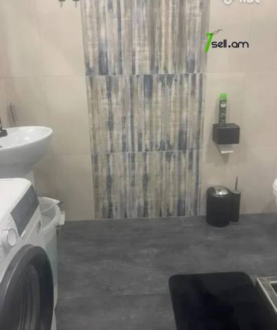 2 սենյականոց բնակարան նորակառույց շենքում Նիկողայոս Ադոնցի փողոցում, 59 ք.մ., 9/14 հարկ