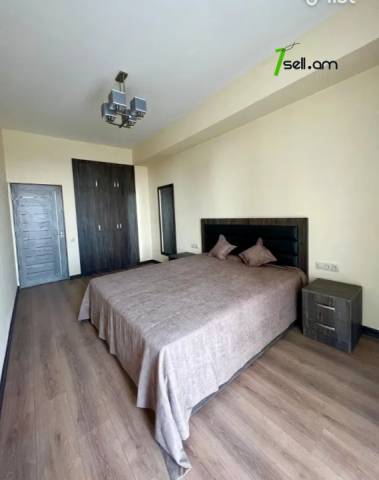 2 սենյականոց բնակարան նորակառույց շենքում Արամ Խաչատրյան փողոցում, 62 քմ, 8/15 հարկ