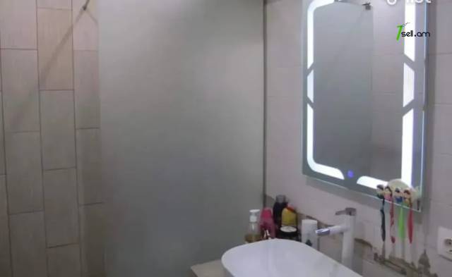 4 սենյականոց բնակարան նորակառույց շենքում Գյուրջյան փողոցում, 130 քմ, 5/8 հարկ, 3+ սանհանգույց