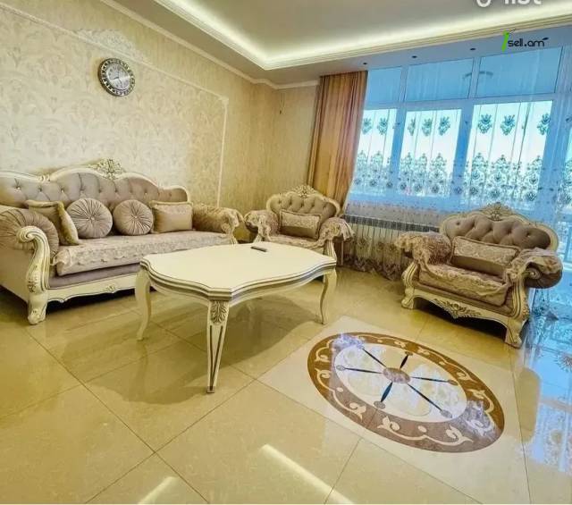 3 սենյականոց բնակարան նորակառույց շենքում Ռոստոմի փողոցում, 130 քմ, 5/10 հարկ, 2 սանհանգույց