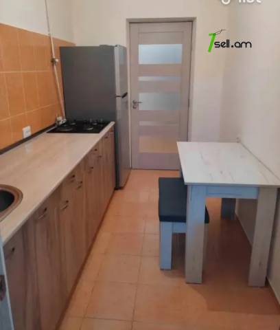 2 սենյականոց բնակարան Վիլնյուսի փողոցում, 45 ք.մ., 5/9 հարկ, կապիտալ վերանորոգված