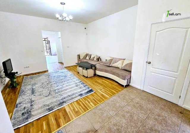 Երկու հարկանի քարե տուն, Վահագնի Թաղամաս Աջափնյակում, 1820 ք.մ., 3+ սանհանգույց