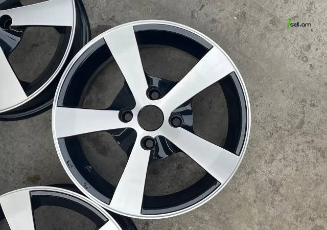 GGG.R14 Vossen 4x100