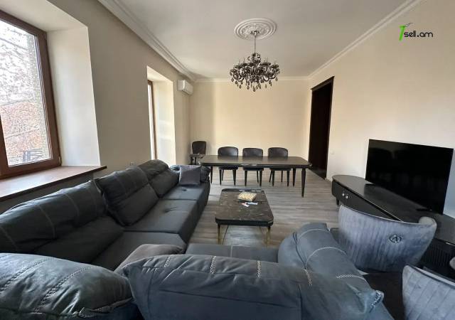 2 սենյականոց բնակարան Մեսրոպ Մաշտոցի պողոտայում, 90 ք.մ., բարձր առաստաղներ, նախավերջին հարկ