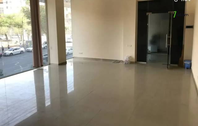 Գրասենյակային տարածք Սայաթ-Նովայի պողոտայում կենտրոնում, 45 քմ