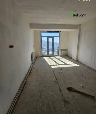 5 սենյականոց բնակարան նորակառույց շենքում Չարենցի փողոցում, 155 քմ, 11/17 հարկ, 2 սանհանգույց