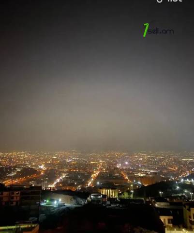 3 սենյականոց բնակարան նորակառույց շենքում Քանաքեռ Զեյթունում, 105 ք.մ., 2 սանհանգույց