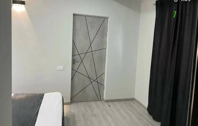 3 սենյականոց բնակարան նորակառույց շենքում Խաչատուր Աբովյանի փողոցում, 82 ք.մ., բարձր առաստաղներ