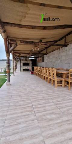 Երկու հարկանի տուն Ղափանցյան փողոցում Արաբկիրում, 500 ք.մ., 2 սանհանգույց