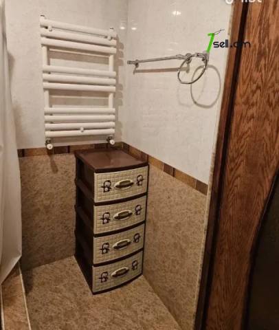 3 սենյականոց բնակարան Գորգագոծների փողոցում, 118 քմ, 1/5 հարկ, կապիտալ վերանորոգված, քարե շենք