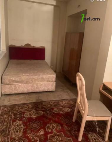 4 սենյականոց բնակարան Մանանդյան փողոցում, 134 ք.մ., մասնակի վերանորոգում, քարե շենք