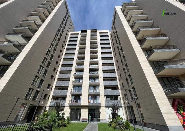 3 սենյականոց բնակարան նորակառույց շենքում Արամ Խաչատրյան փողոցում, 104 քմ, նախավերջին հարկ