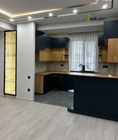 3 սենյականոց բնակարան նորակառույց շենքում Ադոնցի փողոցում, 80 քմ, 3/14 հարկ, բարձր առաստաղներ